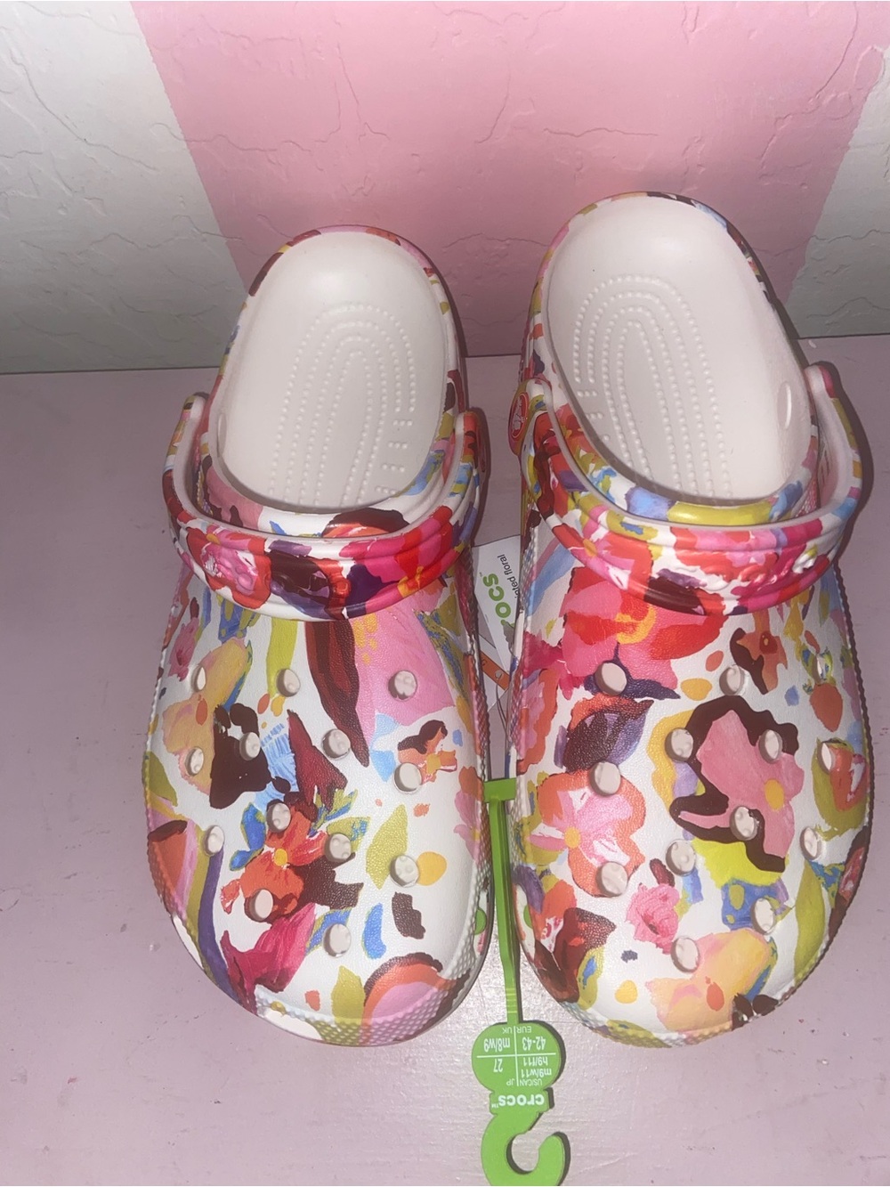 Crocs Floral Paint Splash Clogs - White/Pink